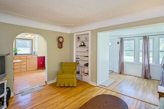 9050 Oakville Waltz Rd, Willis, MI 48191