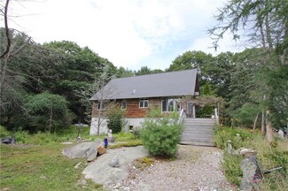 675 Pool St, Biddeford, ME 04005
