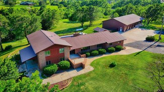 1411 Pioneer Rd, McPherson, KS 67460