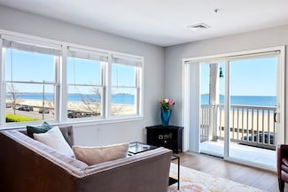 360 Revere Beach Blvd Unit 202, Revere, MA 02151