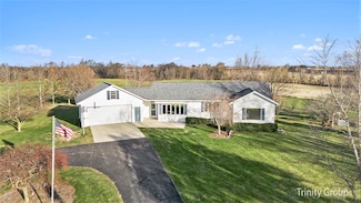 4511 Byron Rd, Hudsonville, MI 49426