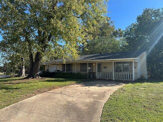 5301 Jonquil St, Bossier City, LA 71112