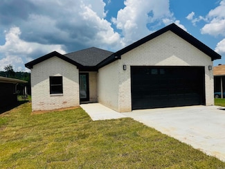207 W Military Dr, North Little Rock, AR 72118