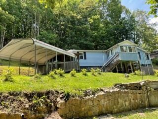 201 Ruble St, Sophia, WV 25921