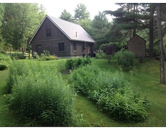 238 Barr Rd, New Braintree, MA 01531