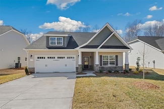 1975 Meadowview Dr Unit lot 15, Graham, NC 27253