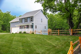 1256 E Zinnia Dr, Bloomington, IN 47401