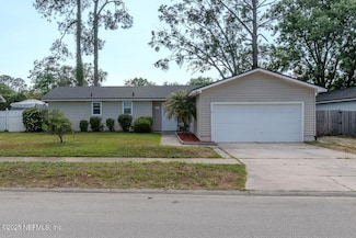 11548 E Ride Dr, Jacksonville, FL 32223