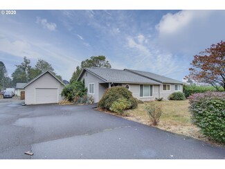 655 Warner Parrott Rd, Oregon City, OR 97045