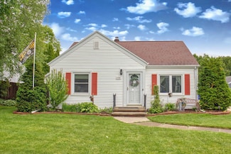 1702 S Douglas St, Appleton, WI 54914