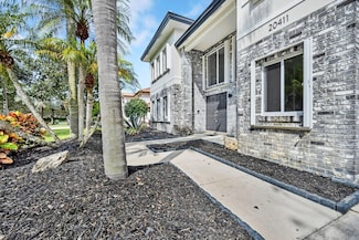 20411 NW 4th St, Pembroke Pines, FL 33029