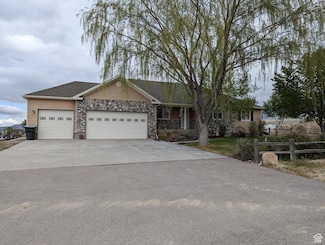 565 E Platt Ln Unit 1, Mona, UT 84645