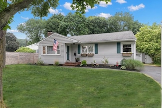 26 Fellsmere St, Lynn, MA 01904