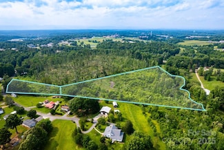 114 Williams Rd, Morganton, NC 28655