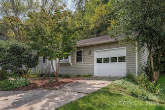 14 Llama Vista Ct, Black Mountain, NC 28711