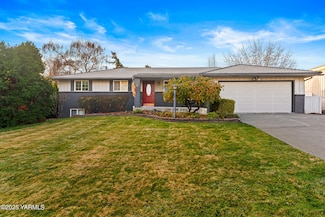 408 N 61st Ave, Yakima, WA 98908