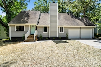 9514 Fairway Ridge Rd, Charlotte, NC 28277