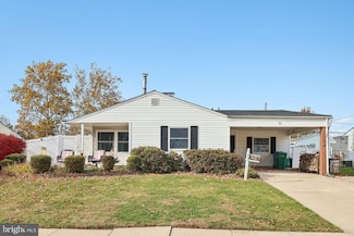 11 Crimson King Ln, Levittown, PA 19055