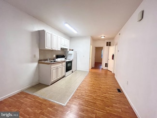 1537 W Stiles St Unit 1, Philadelphia, PA 19121