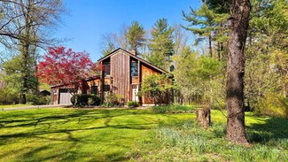 215 Pine Rd, Claverack, NY 12513