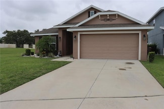 621 Meadow Pointe Dr, Haines City, FL 33844