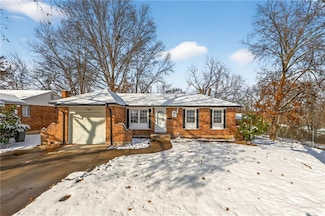 16812 E 35th St S, Independence, MO 64055
