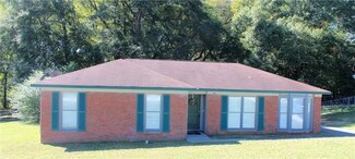 918 Fontaine Rd, Phenix City, AL 36869