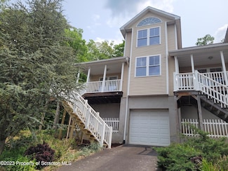 623 Wintermantle Ave, Scranton, PA 18505