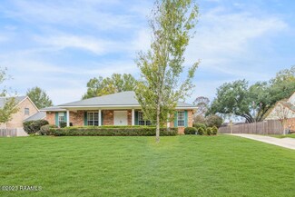 201 Valleyview Dr, Lafayette, LA 70501