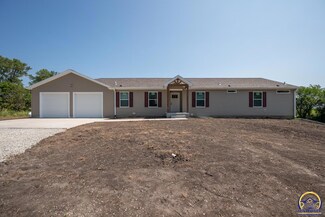 8570 NE Indian Creek Rd, Topeka, KS 66617