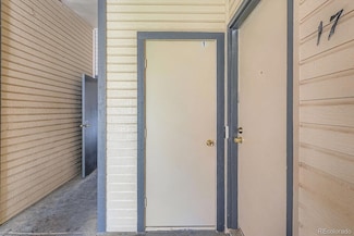 497 S Memphis Way Unit 17, Aurora, CO 80017