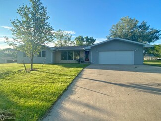 900 E Monroe St, Mount Ayr, IA 50854