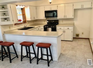 240 Round up Ln, Mountain Home, AR 72653