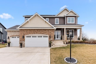 11075 W Deer Creek Dr, Winfield, IN 46307