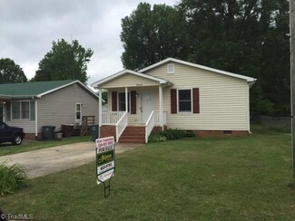 3804 Phillips Park Dr, Greensboro, NC 27401