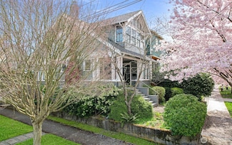 2668 9th Ave W, Seattle, WA 98119