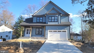 6610 Barrett Rd, Falls Church, VA 22042