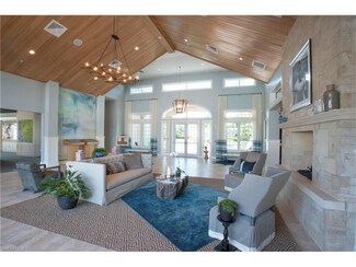 14911 Edgewater Cir, Naples, FL 34114
