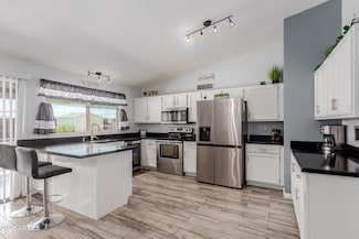 7235 W Flower St, Phoenix, AZ 85033