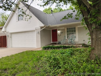 1629 S 5th St, Broken Arrow, OK 74012