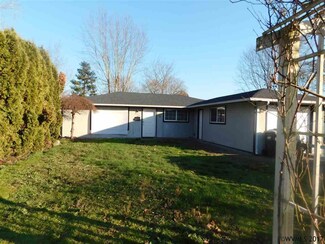 2488 32nd Ave NE, Salem, OR 97301