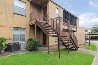 10555 Turtlewood Ct Unit 2708, Houston, TX 77072