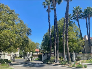 25949 Stafford Canyon Rd Unit B, Stevenson Ranch, CA 91381