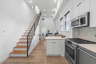 35 Manhattan Ave Unit 4, Jersey City, NJ 07307