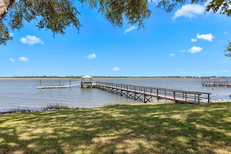 2432 Hanscombe Point Rd, Johns Island, SC 29455