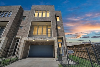 1811 Mcilhenny St, Houston, TX 77004
