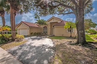 7440 NW 65th Ln, Parkland, FL 33067
