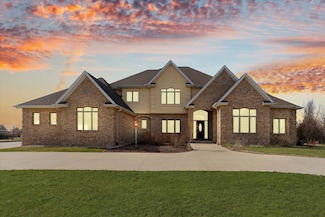 4405 Trostshire Cir, Champaign, IL 61822