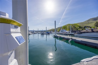 1350 W Woodin Ave Unit D9, Chelan, WA 98816