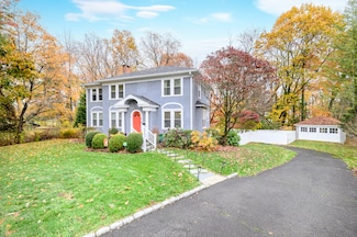 18 Roxbury Rd, Norwalk, CT 06855